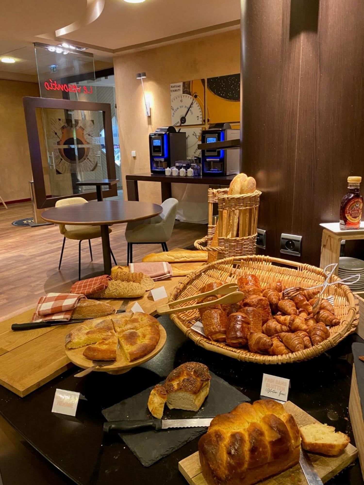 Mercure Besancon Parc Micaud - Hotel & Bar מראה חיצוני תמונה